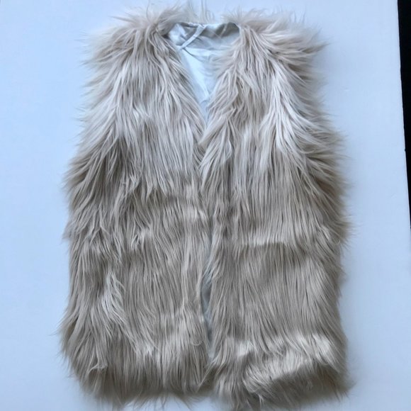 Source Unknown Cream Faux Fur Vest - Picture 7 of 13
